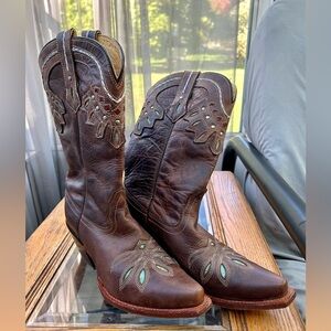 TONY LAMA WOMEN'S CHOCOLATE RANCHO SNIP TOE WESTERN BOOTS